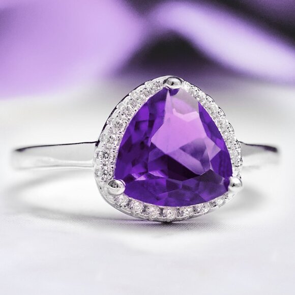 Trillion Purple Amethyst Ring, 925 Sterling Silver Charmed Aroma - Picture 1 of 3